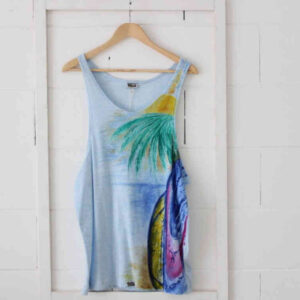 Surfer vest by THELLI Art In Movement